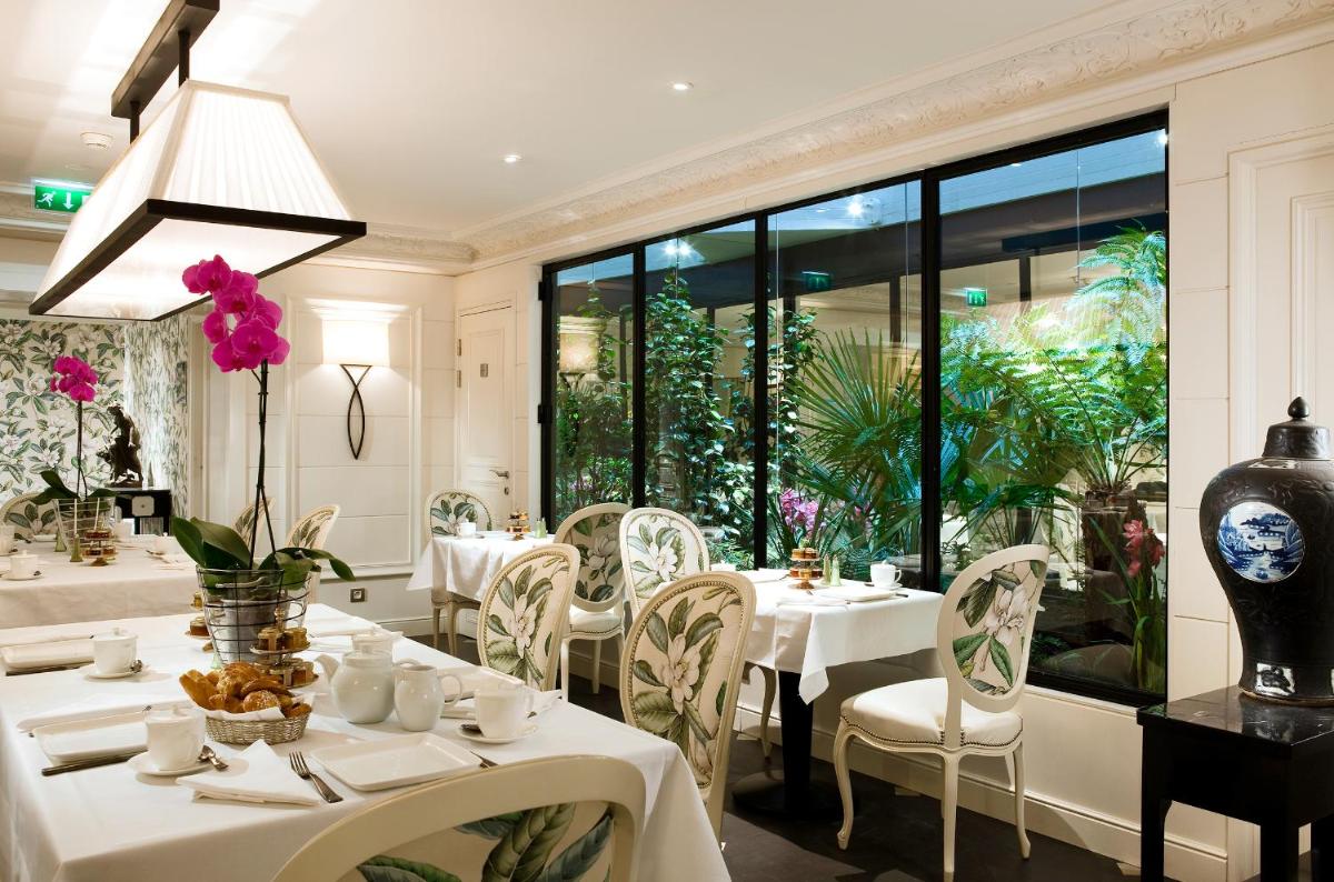Coin salon dans l'établissement Hôtel Keppler