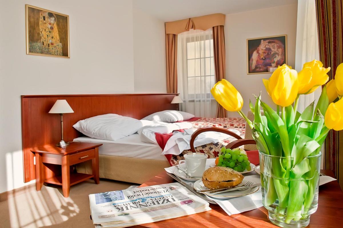 Hotel Dworek*** - Housity