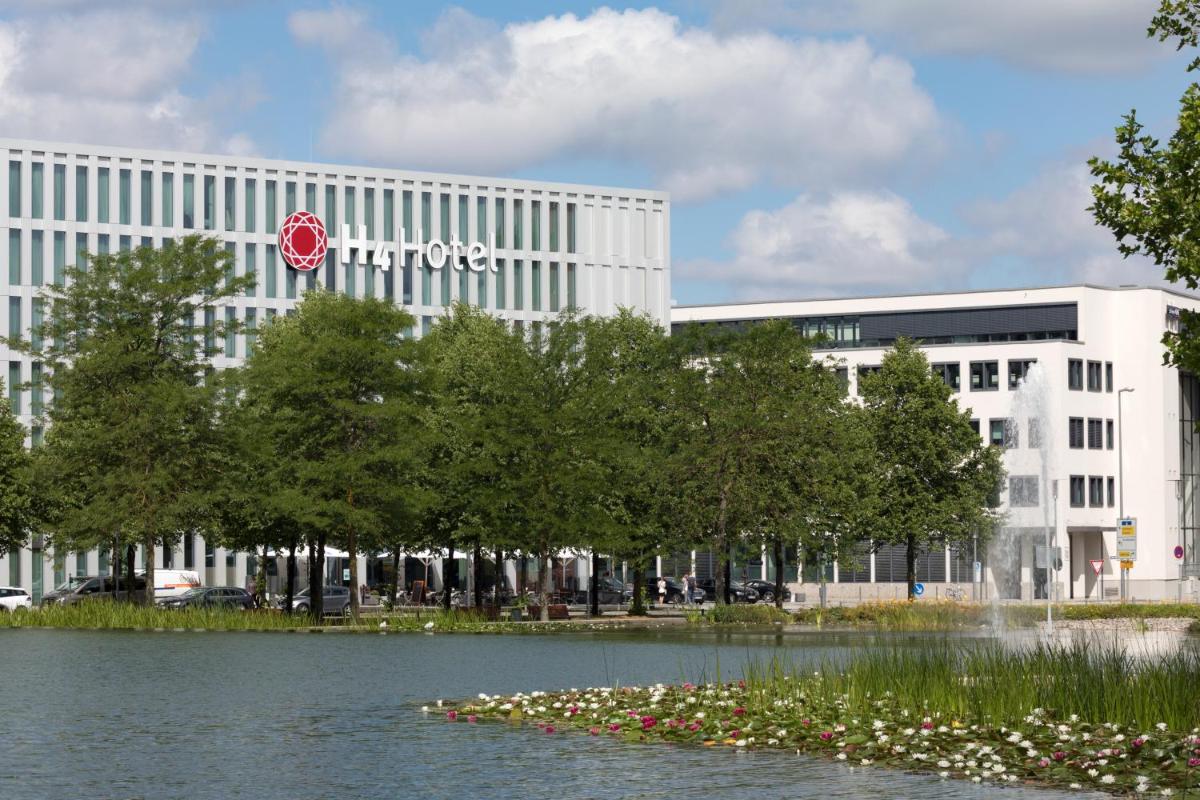H4 Hotel München Messe - Housity