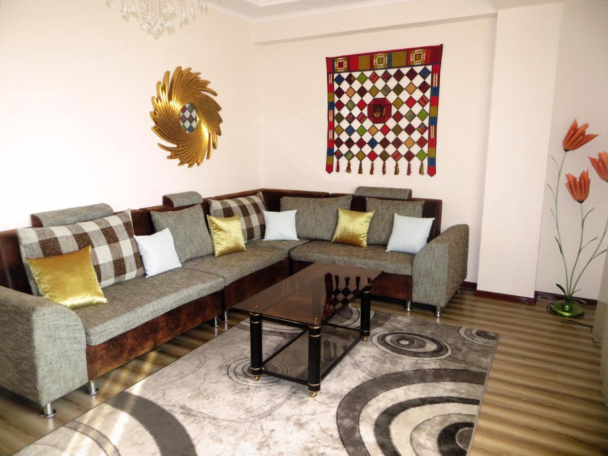 Apartment Kievskaya 114/2 - Housity