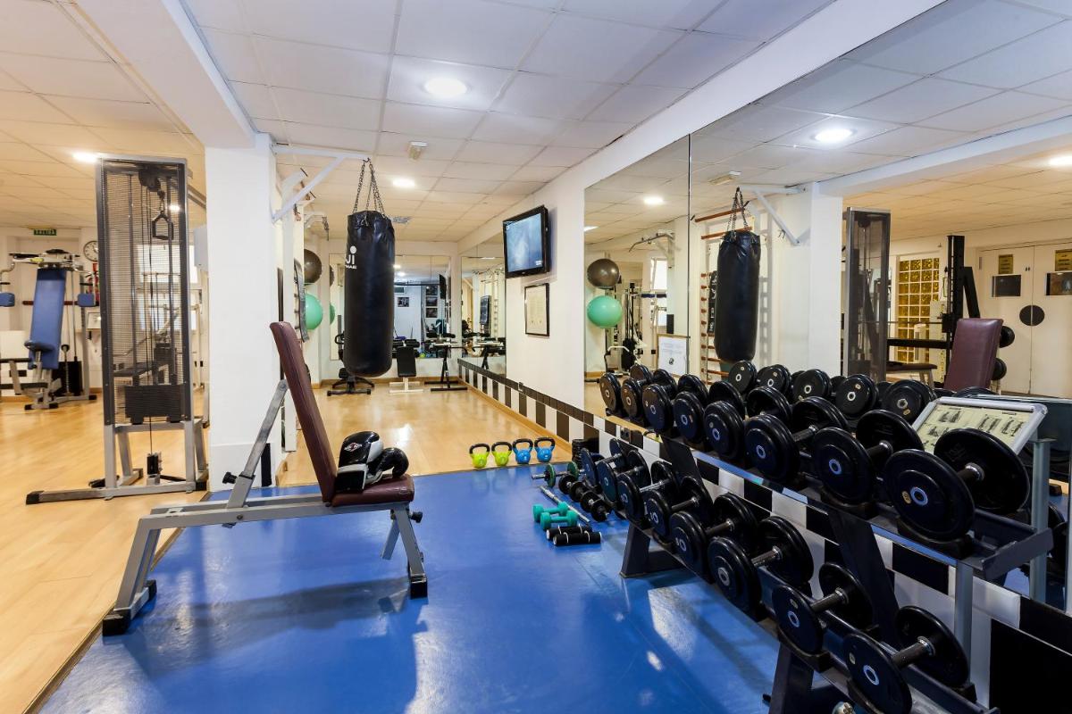 Gimnasio o instalaciones de fitness de Hotel Araxa - Adults Only