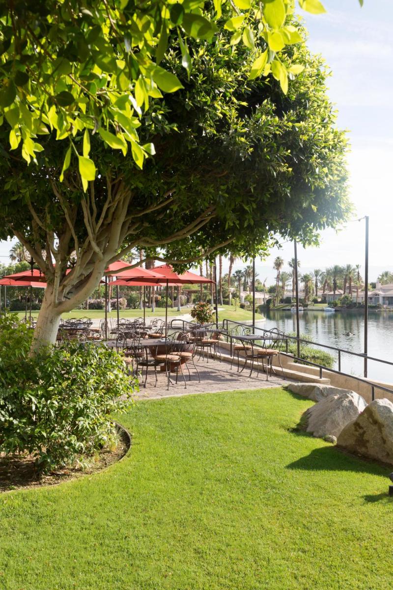 The Chateau at Lake La Quinta - Housity