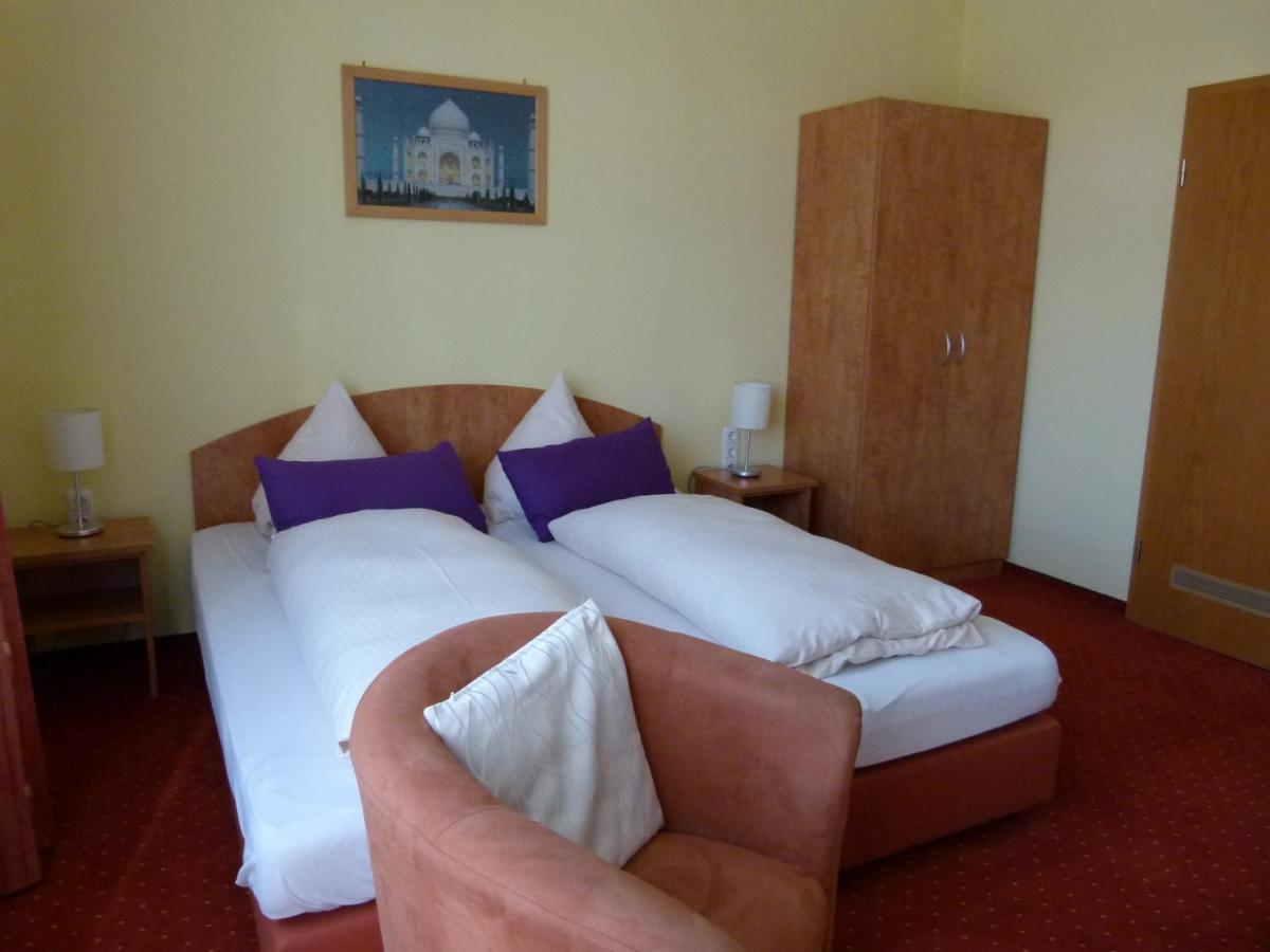 Hotel Holzhauer - Housity