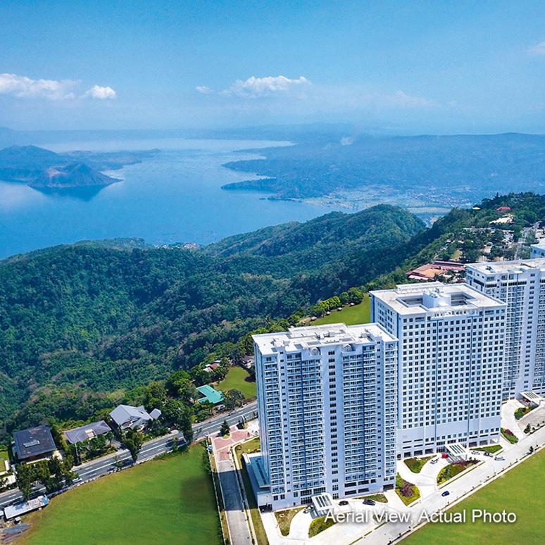 Wind Residences by Bea and RM - Housity