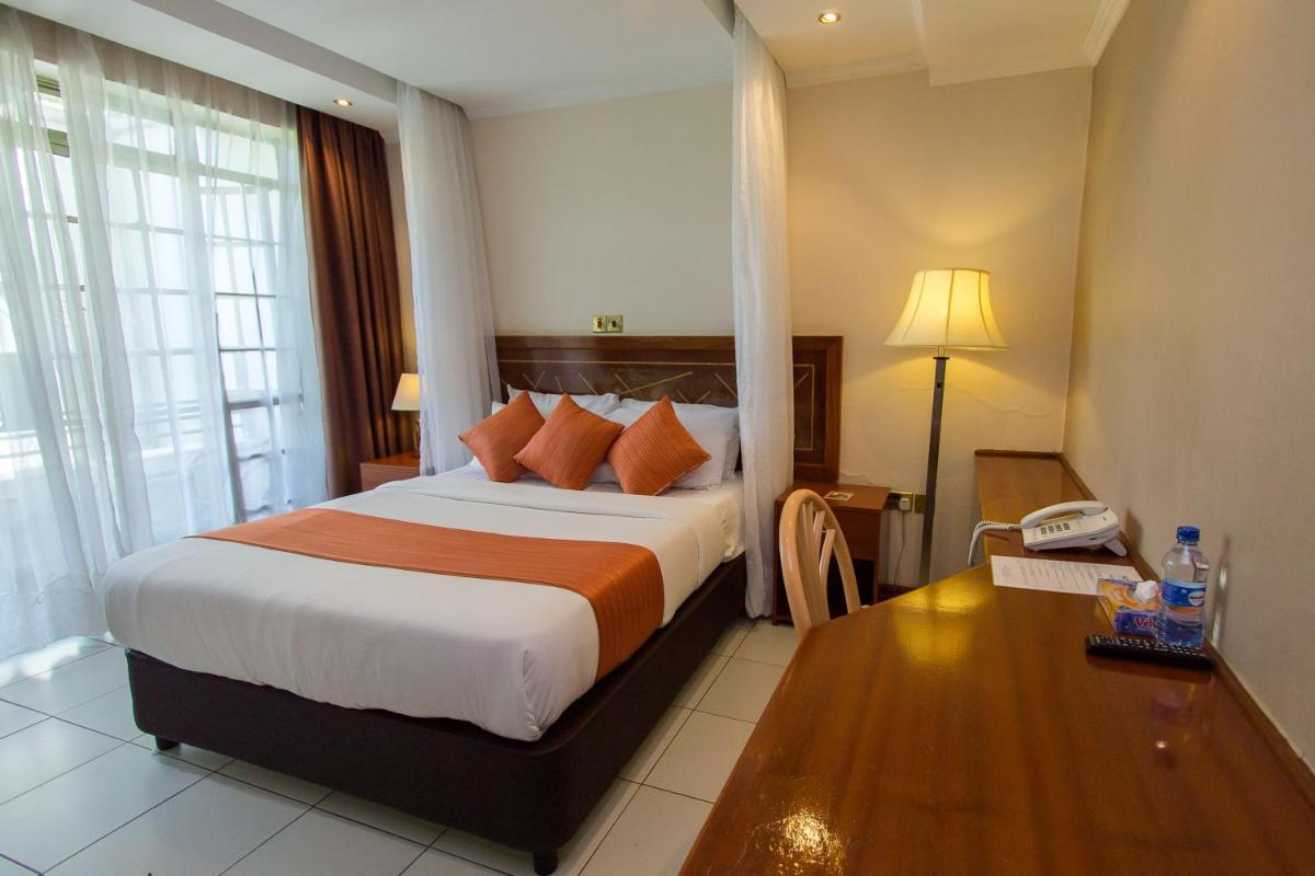 Victoria Comfort Inn - Housity