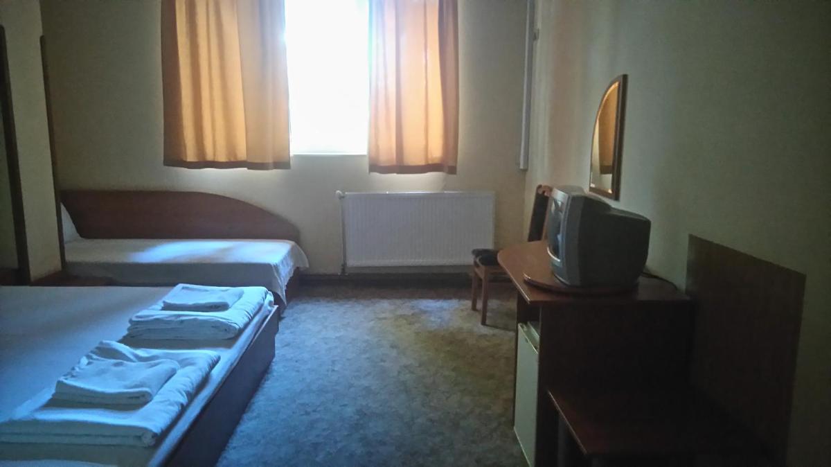 Family Hotel Familya - Housity