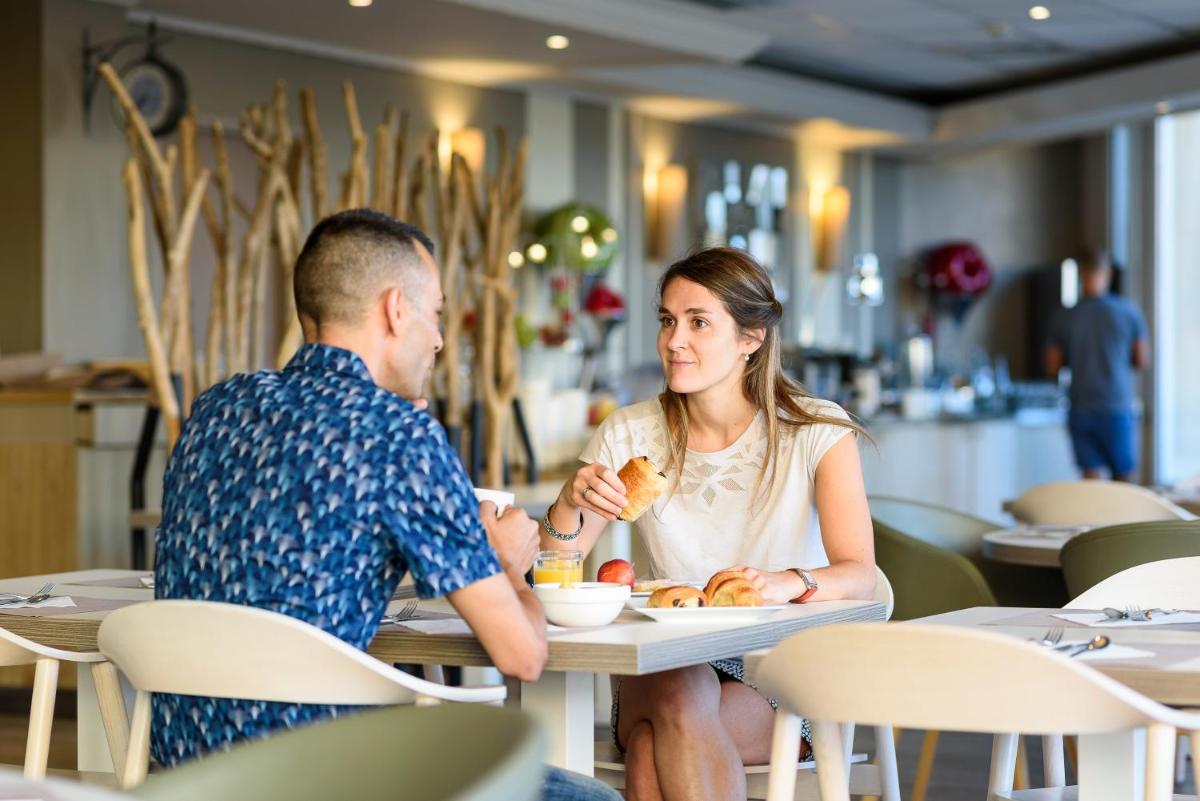 Clients de l'établissement Mercure Thalasso & Spa Port Fréjus