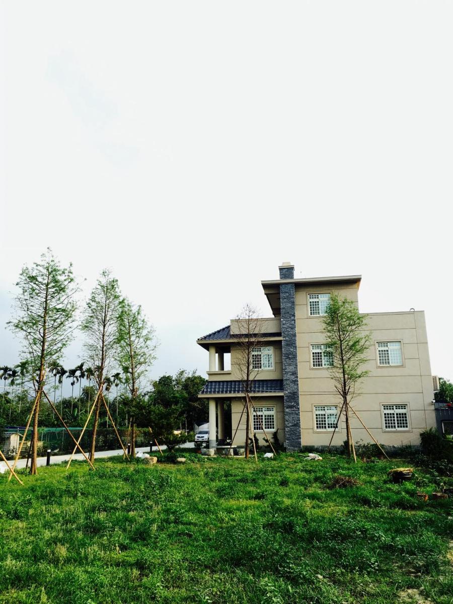 Dilly Dally B&B - Housity