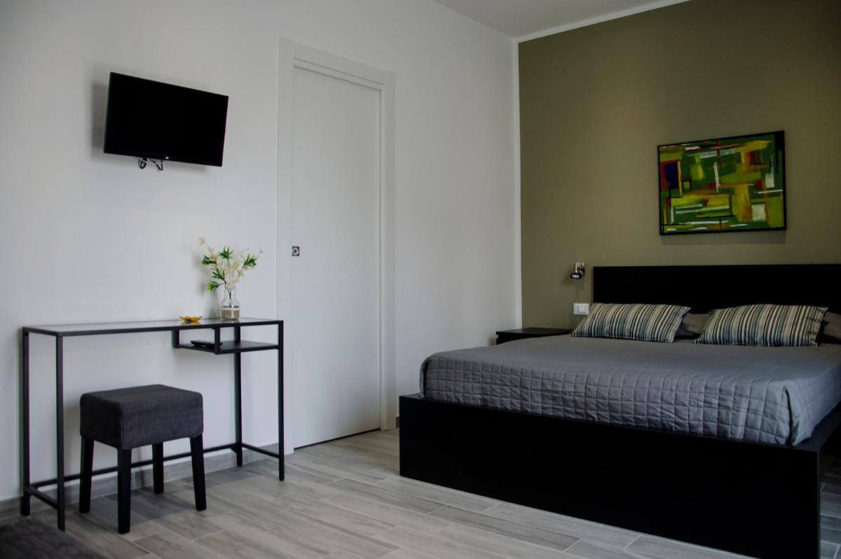 Cavour37 Rooms - Housity