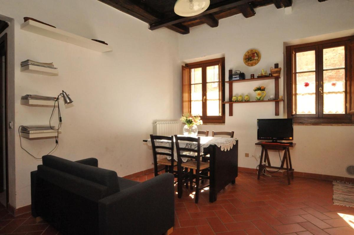 Romantico 36 - Housity