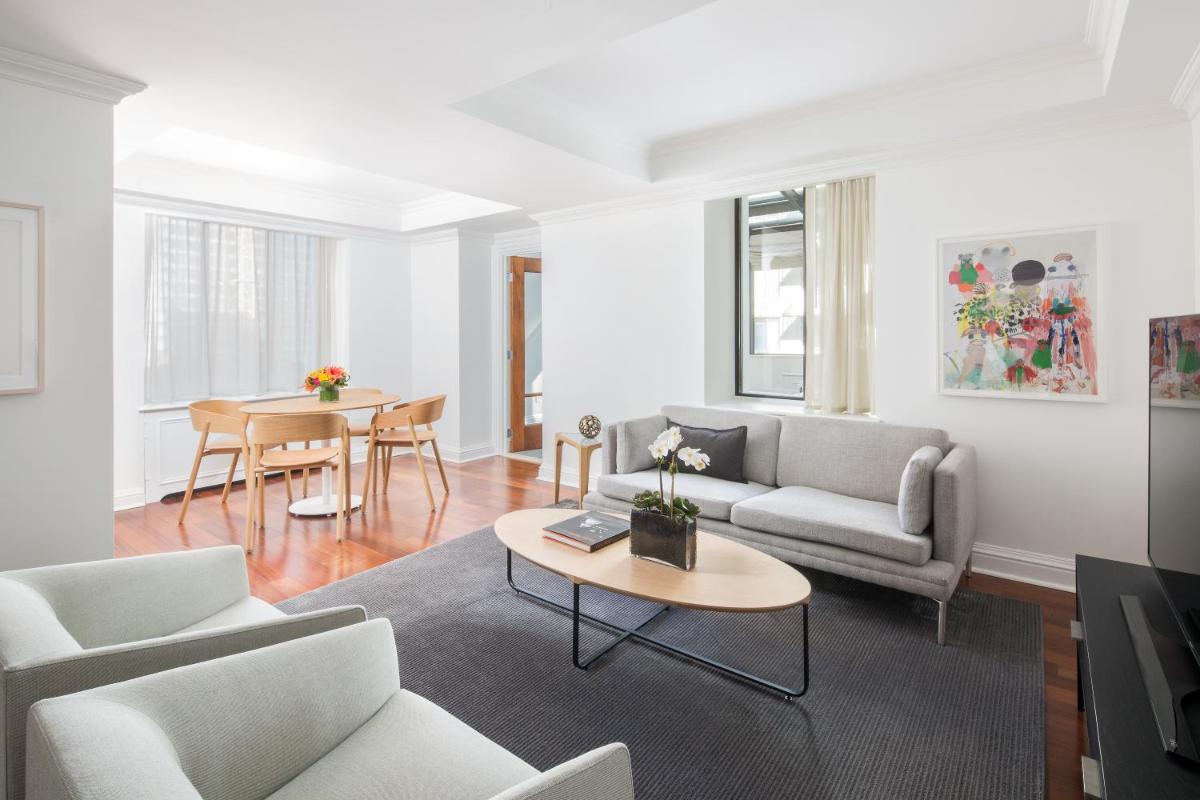 AKA Sutton Place - Housity