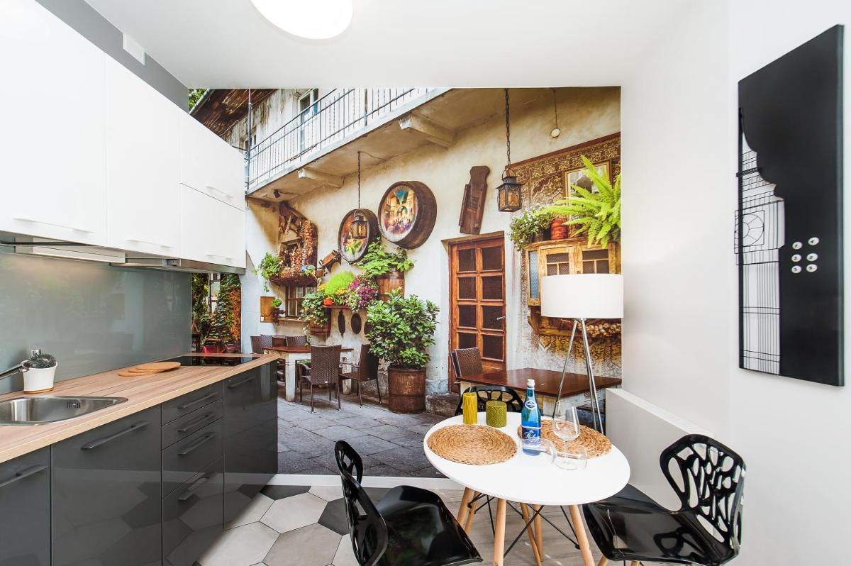 Bed&Bath Luxury Apartments - Housity