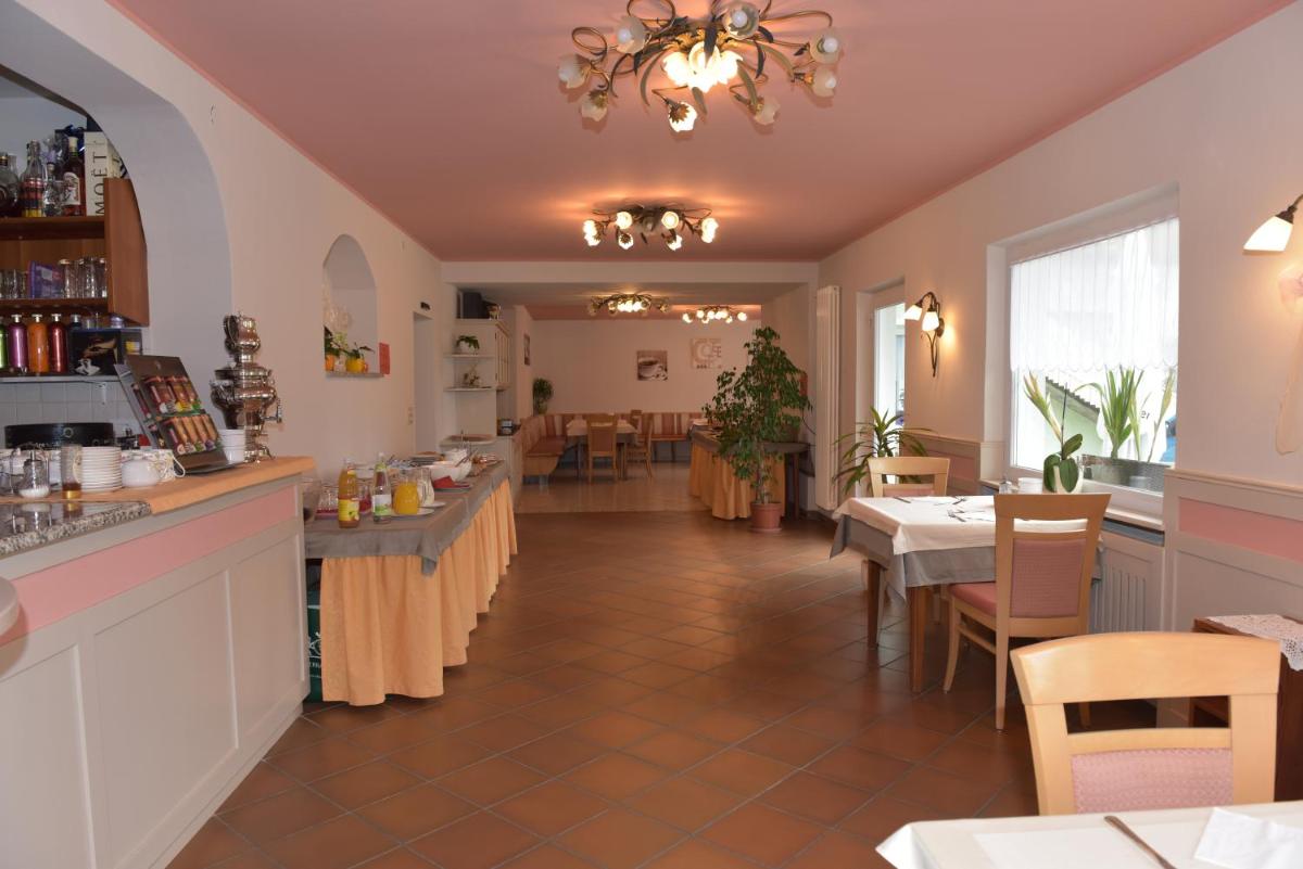 Garni Hauenstein - Housity