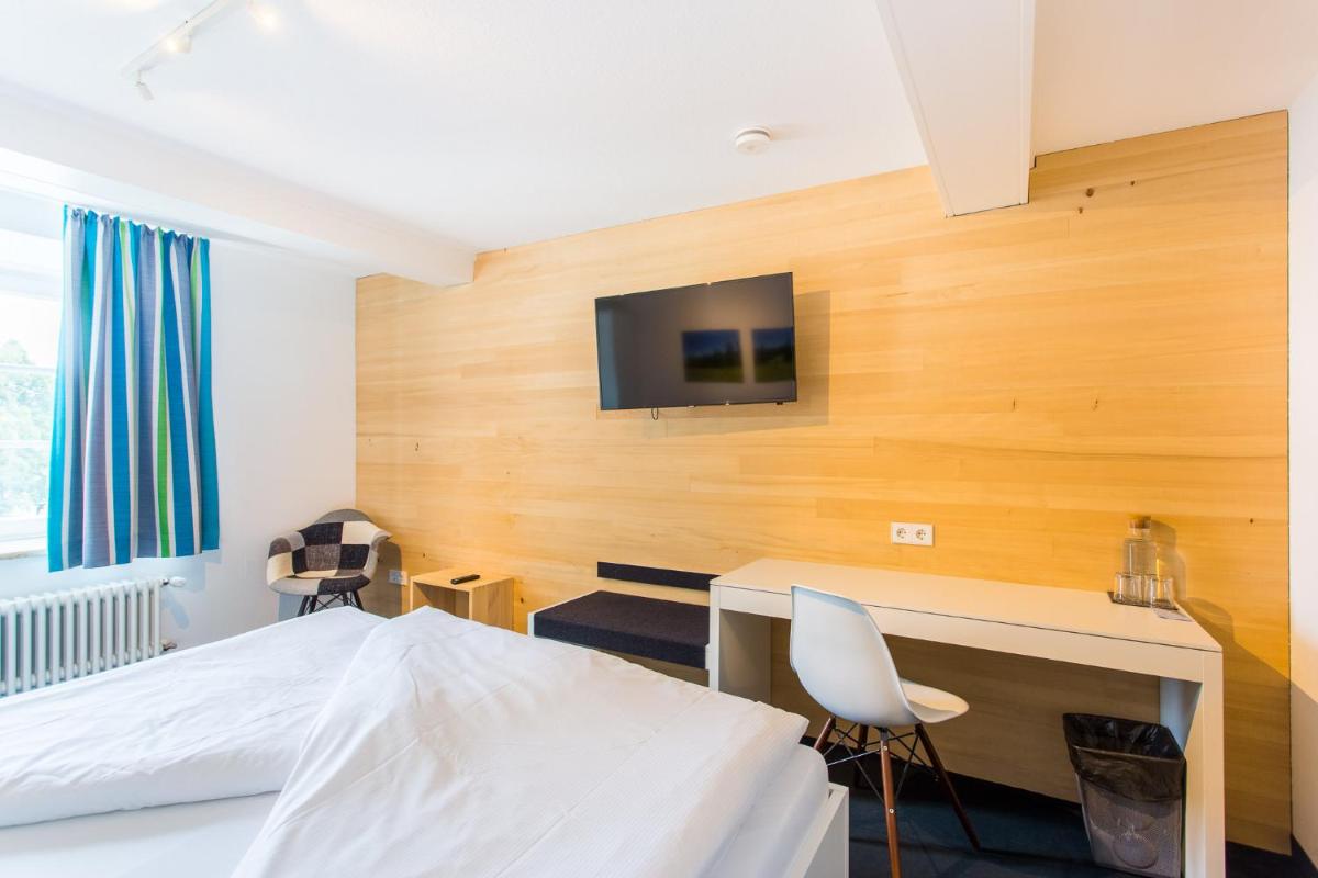 DIE KRONE - Hotel Garni - Housity