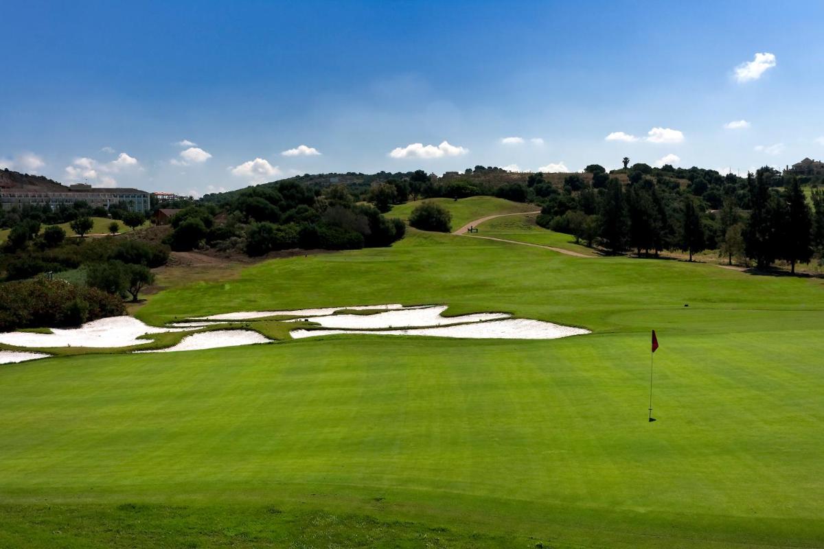 Instalaciones para jugar al golf en el hotel o alrededores