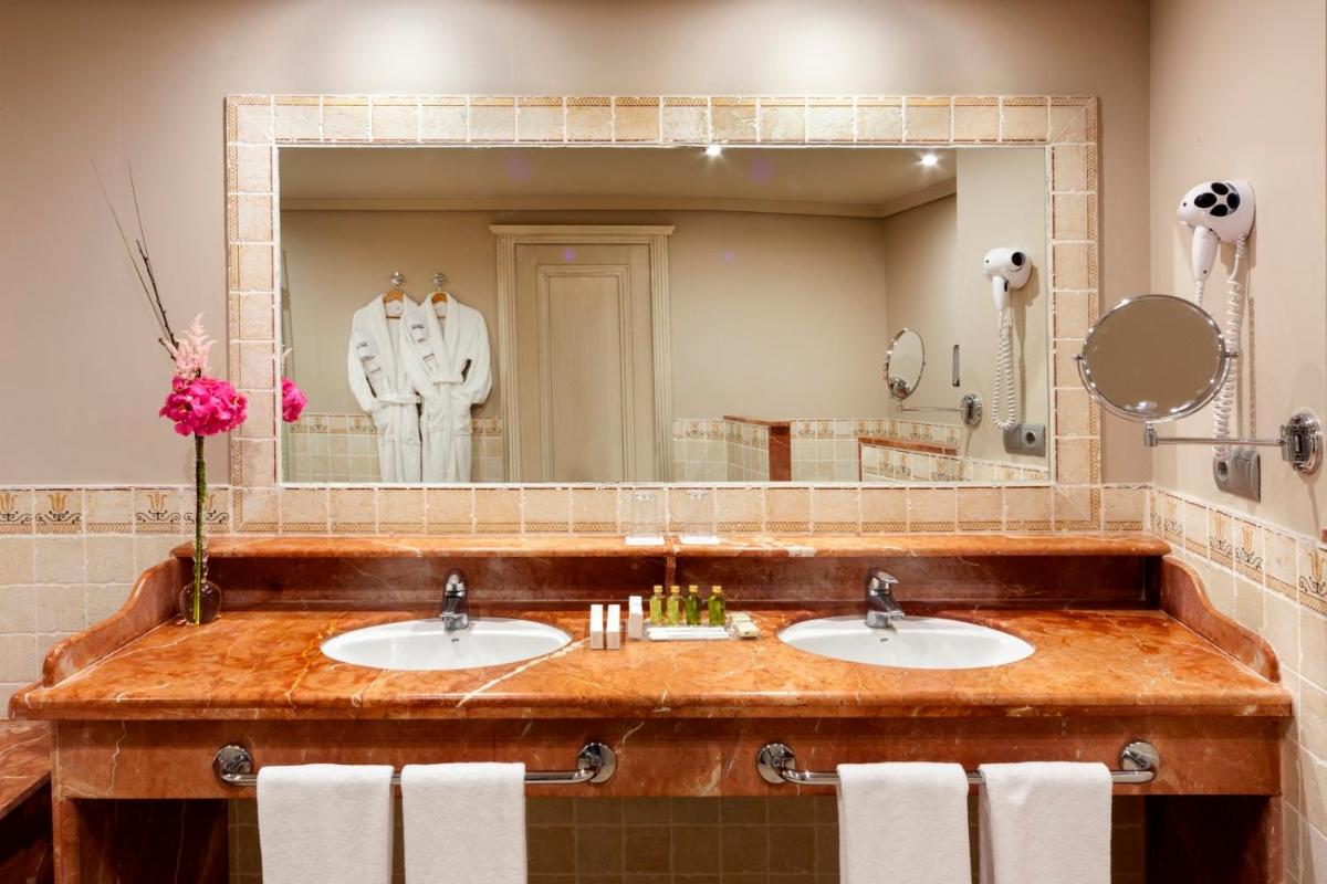 Un baño de Barceló Marbella