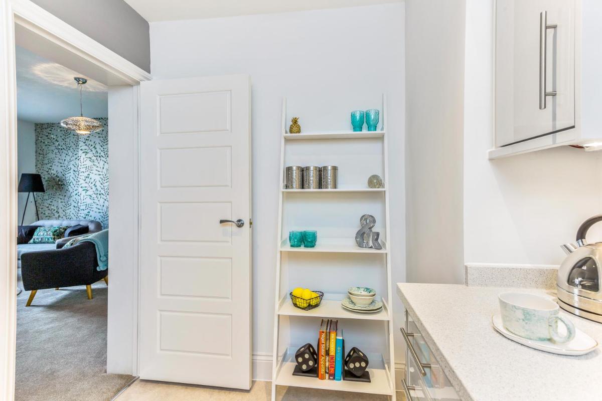 3, Gainsborough House - Housity