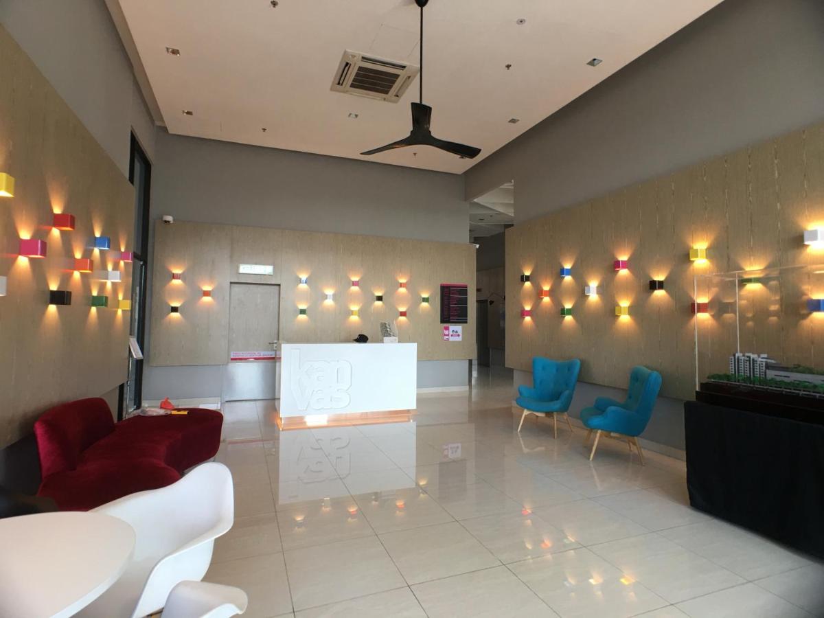 Cozy Kanvas Soho Suites - Hizvo