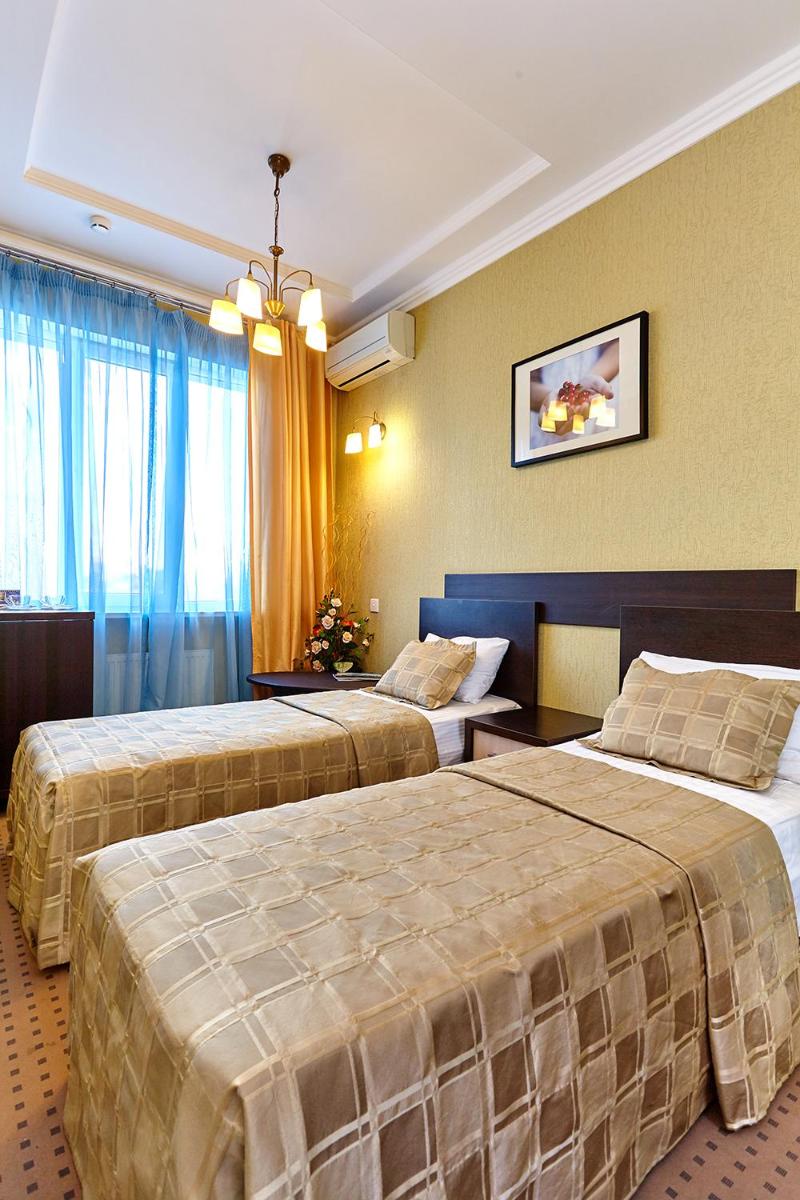 Iceberg Hotel - Housity