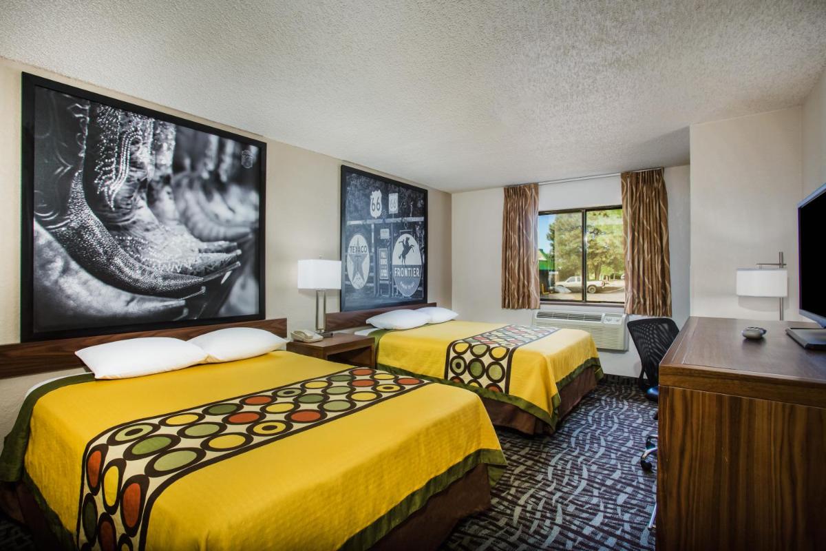 Super 8 by Wyndham Flagstaff - Housity