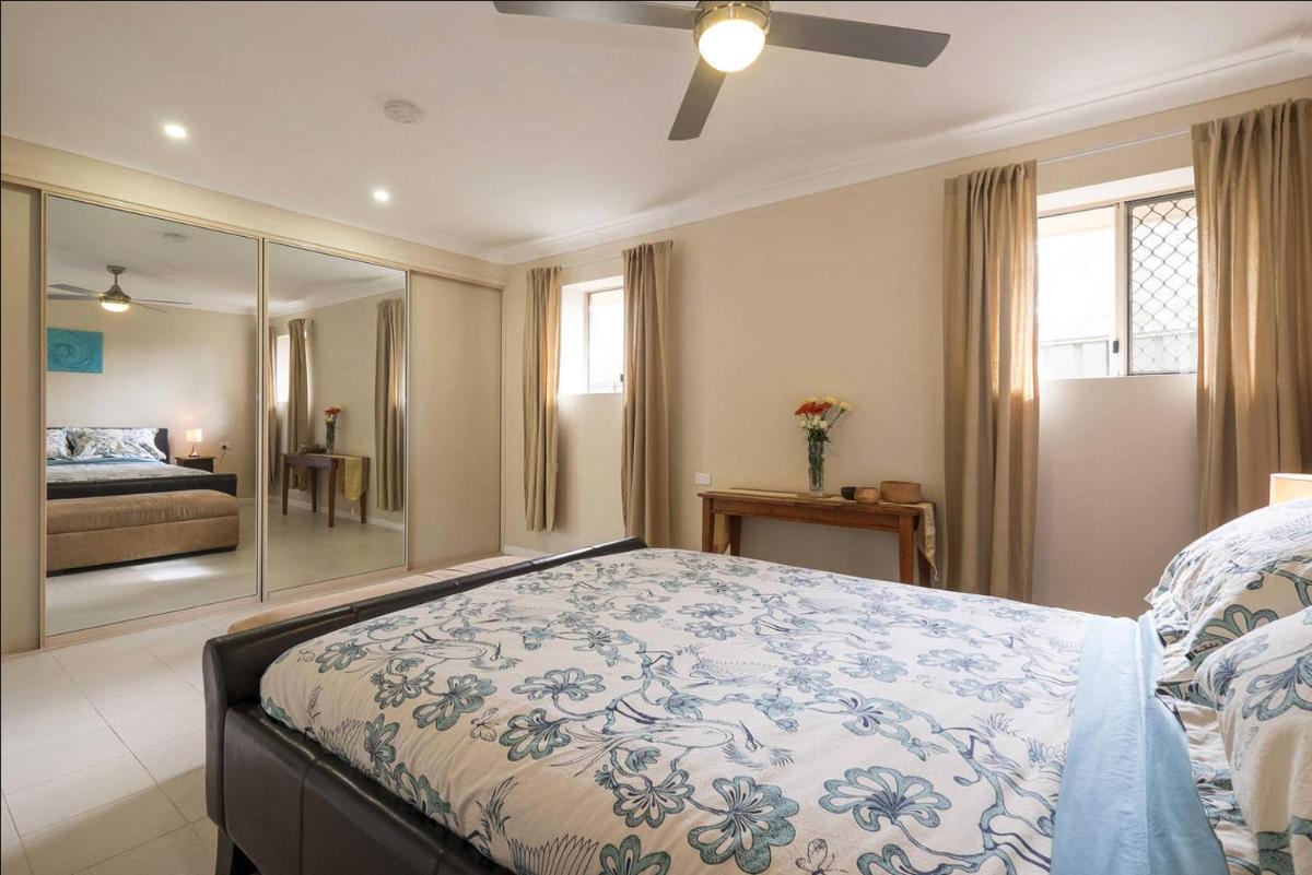 The Villa at the Bay - Housity