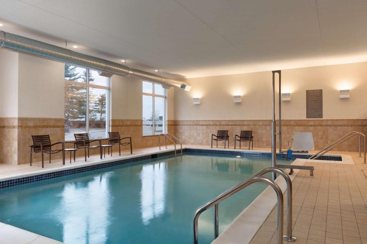 Hyatt Place St. Louis/Chesterfield - Housity