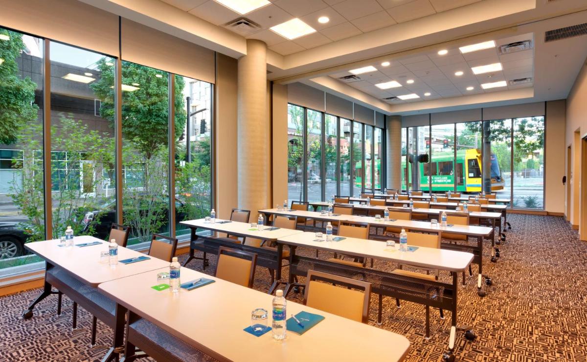 Hyatt House Portland / Downtown - Hizvo