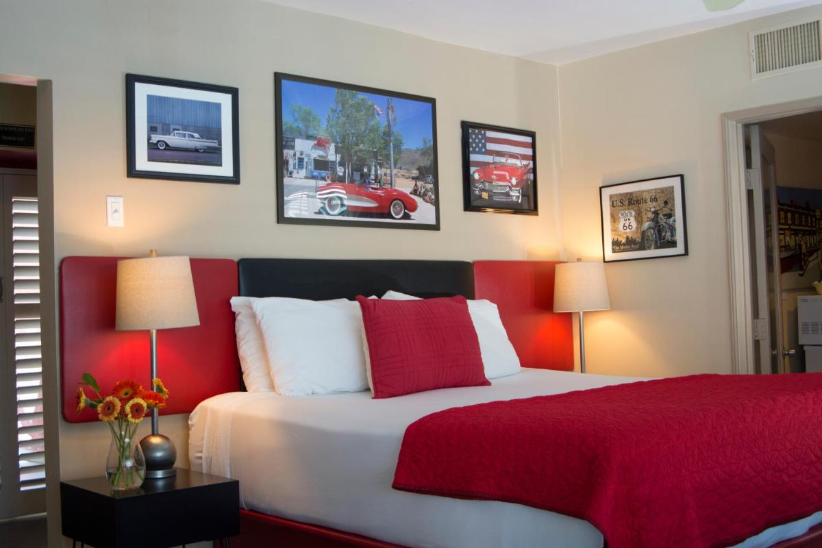 Palm Springs Rendezvous - Housity