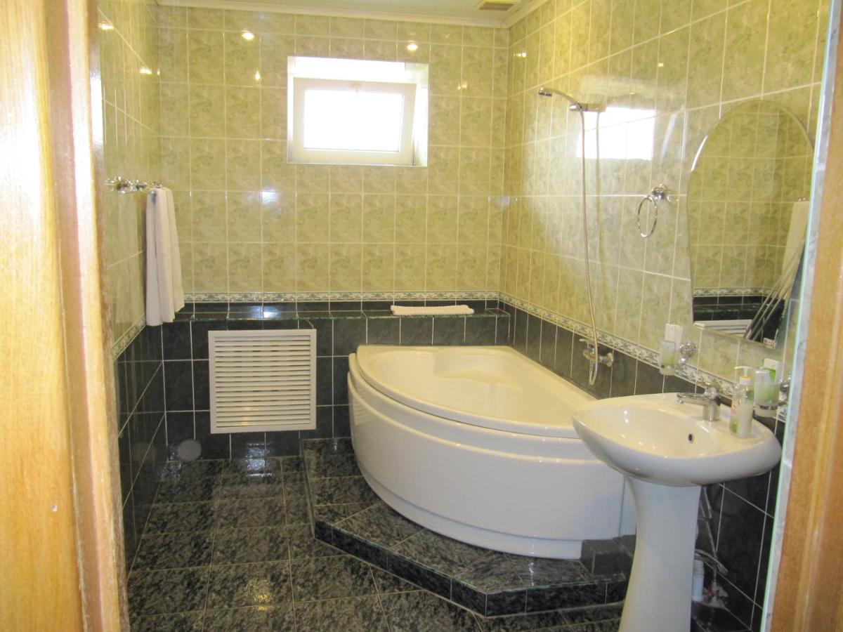 Hotel Kontinental - Housity
