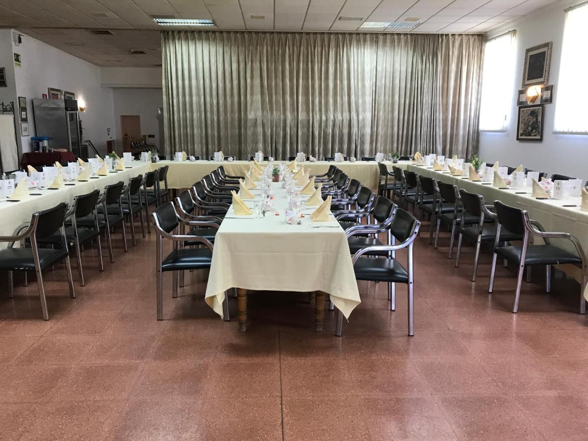 Hotel Magallón - Housity