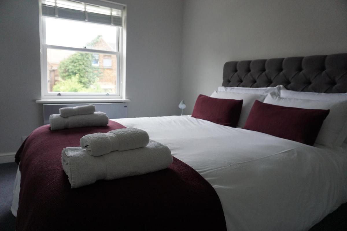 3 Summertown Court - Housity