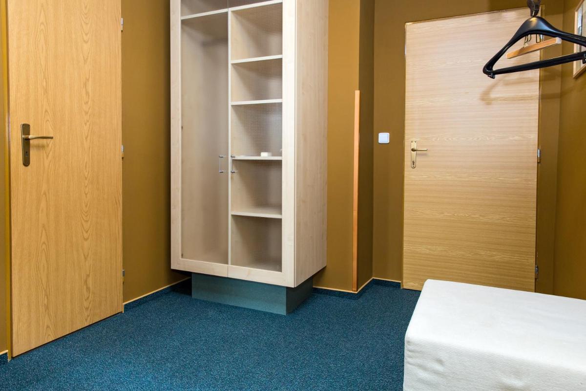 Hotel Rieger Garni - Housity