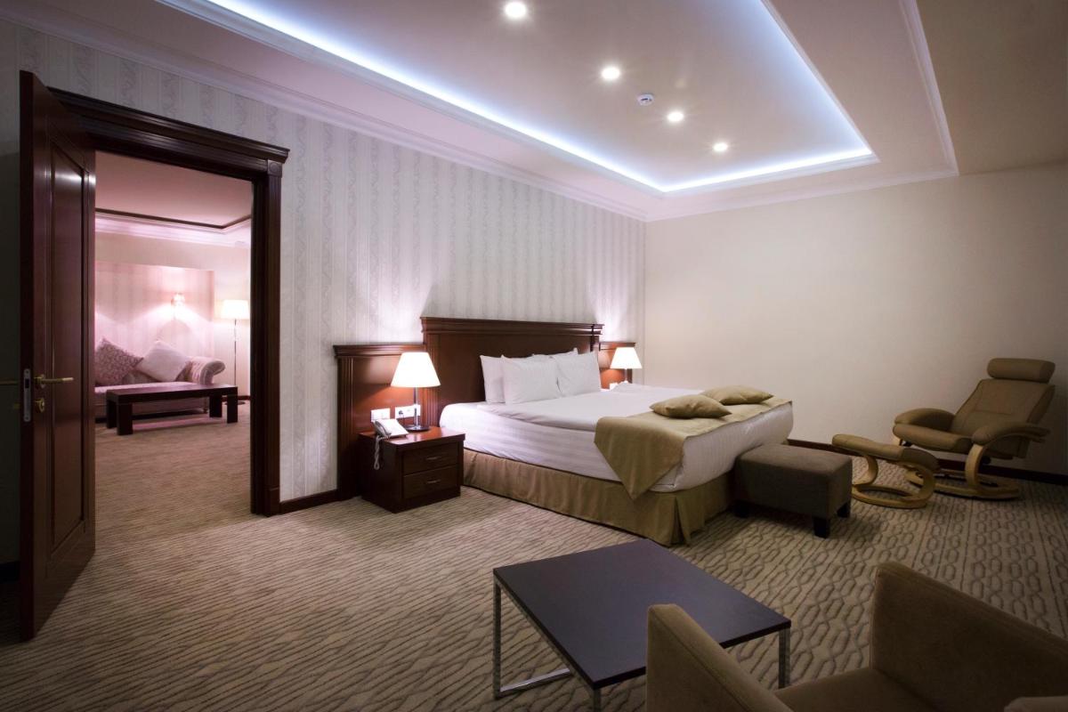 Suitetrails - Central Hotel Yerevan