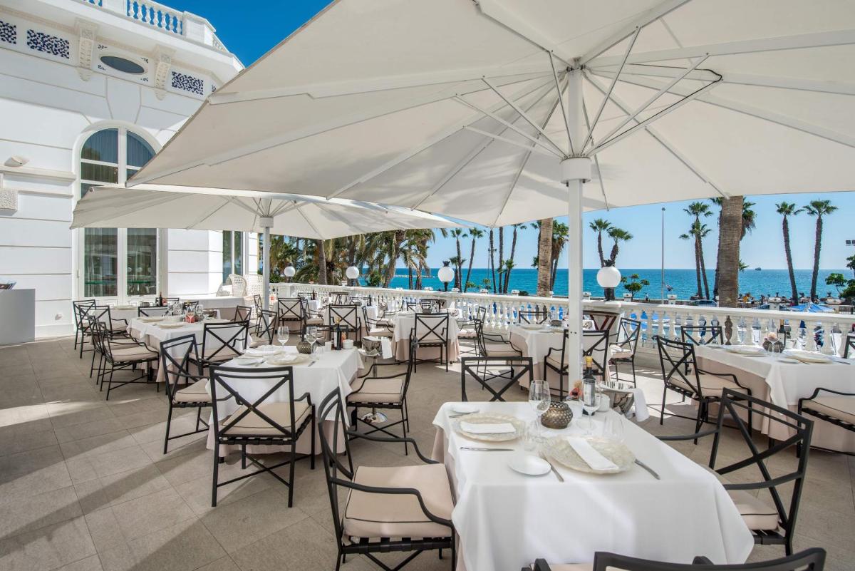 Un restaurante o sitio para comer en Gran Hotel Miramar GL