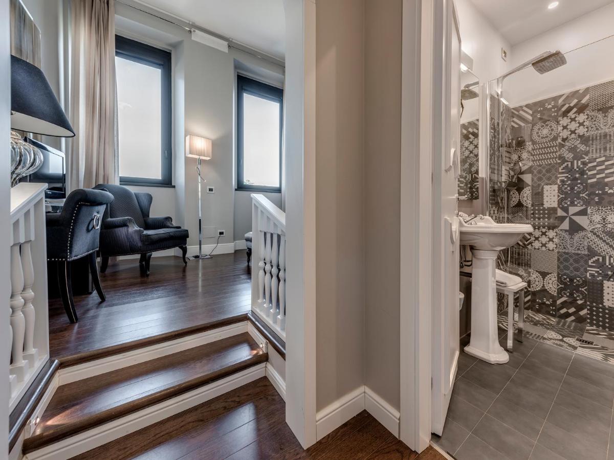 Hotel Roma - Housity