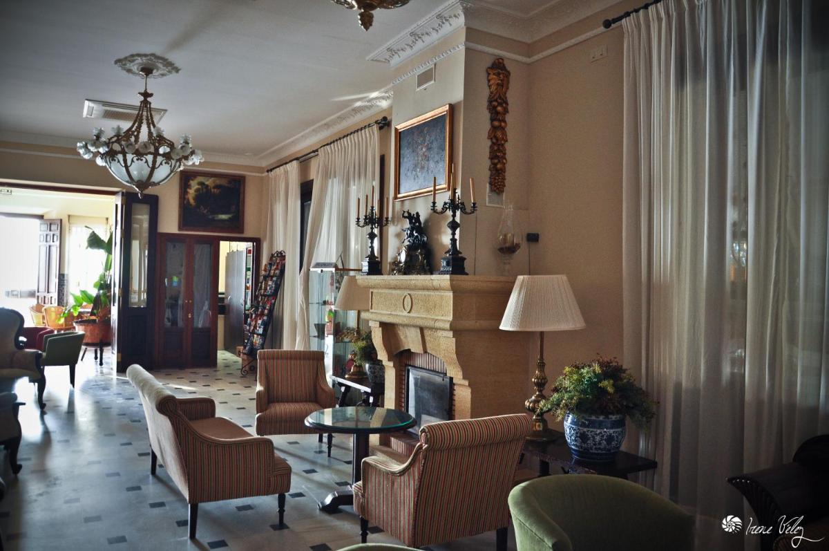 Hotel Playa de Regla - Housity