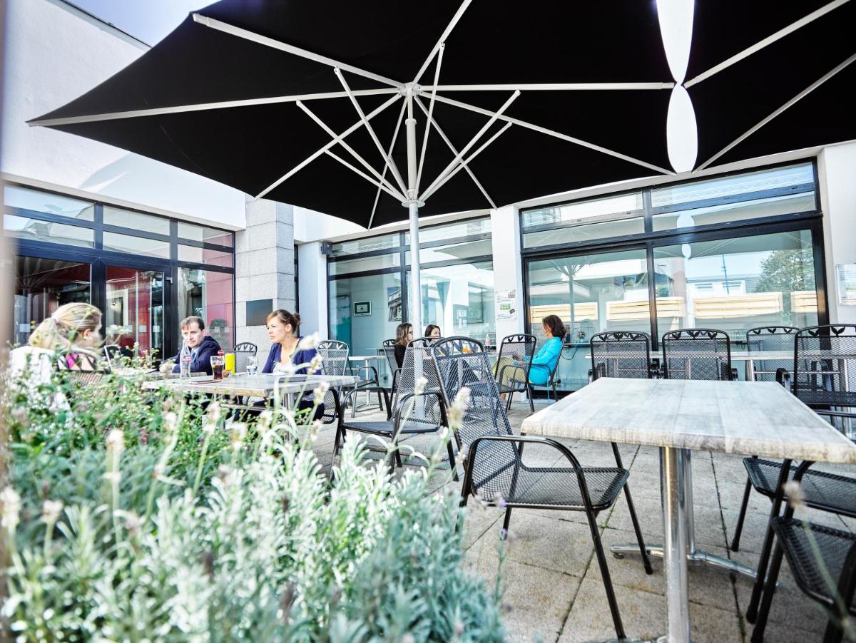 Restaurant ou autre lieu de restauration dans l'établissement 7Hotel&Spa
