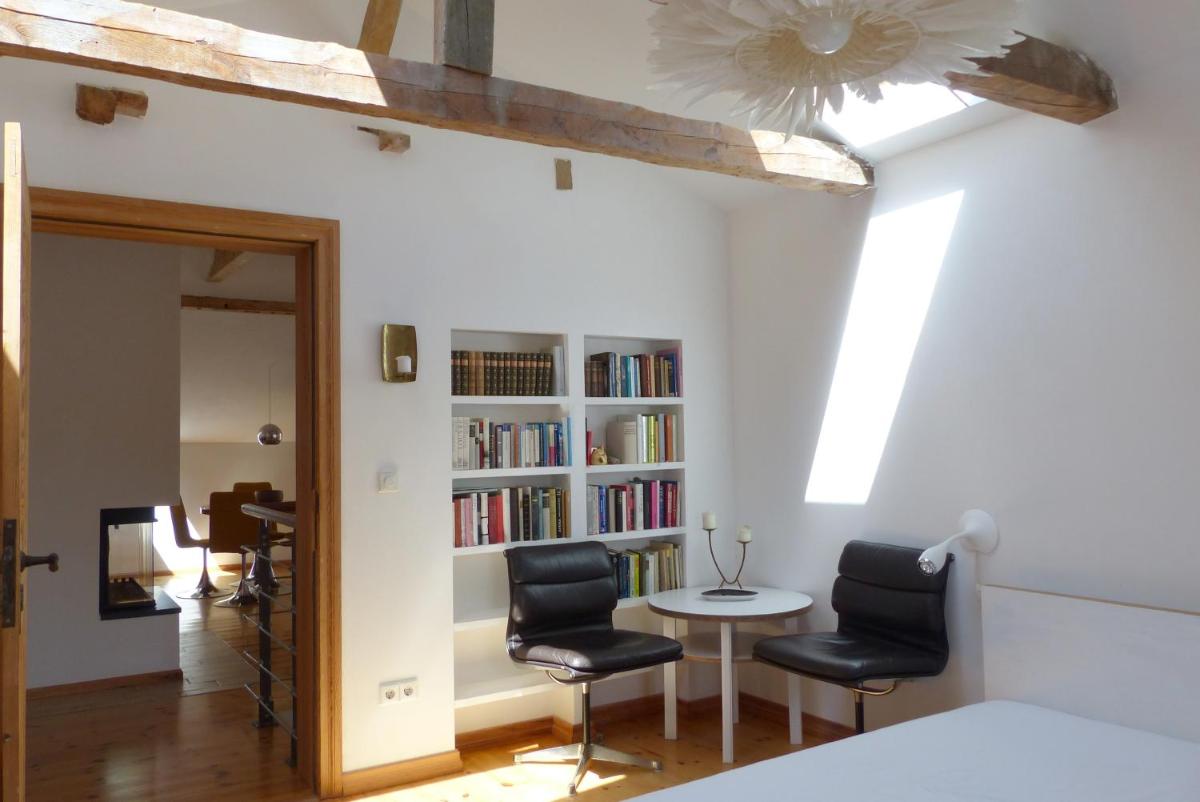 Villa am Trumpf - Design-Appartements im Naturgarten am See - Housity