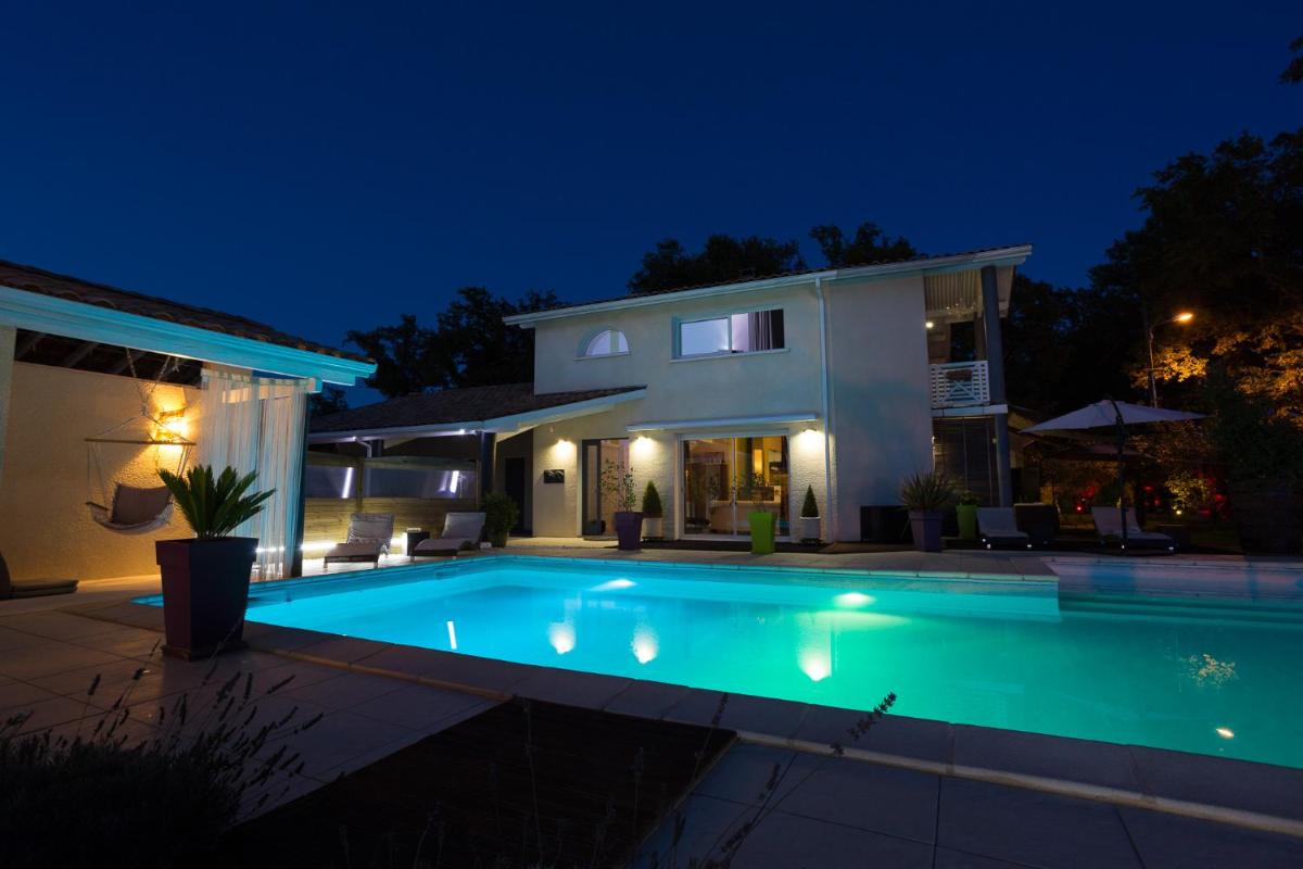 Chambres d'Hôtes Villa Aquitaine - Housity
