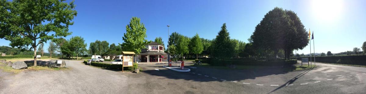 Camping Pyrénées Nature - Housity