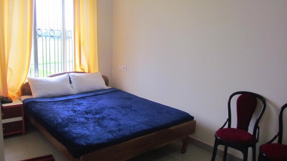 Bishal palace Hotel - Housity