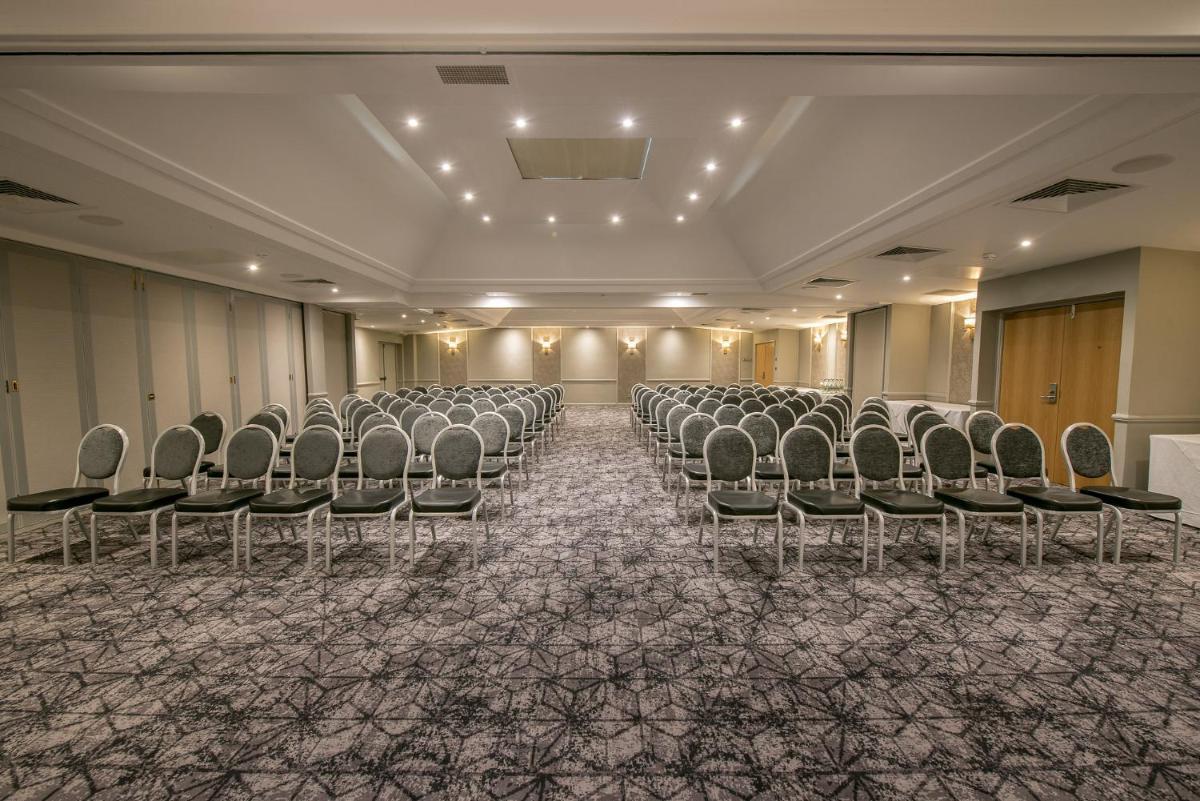 The Westmead Hotel - Housity