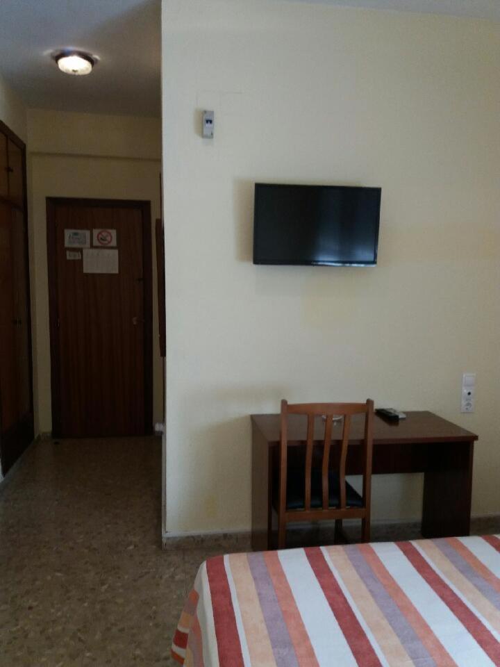 Hotel Borja - Housity