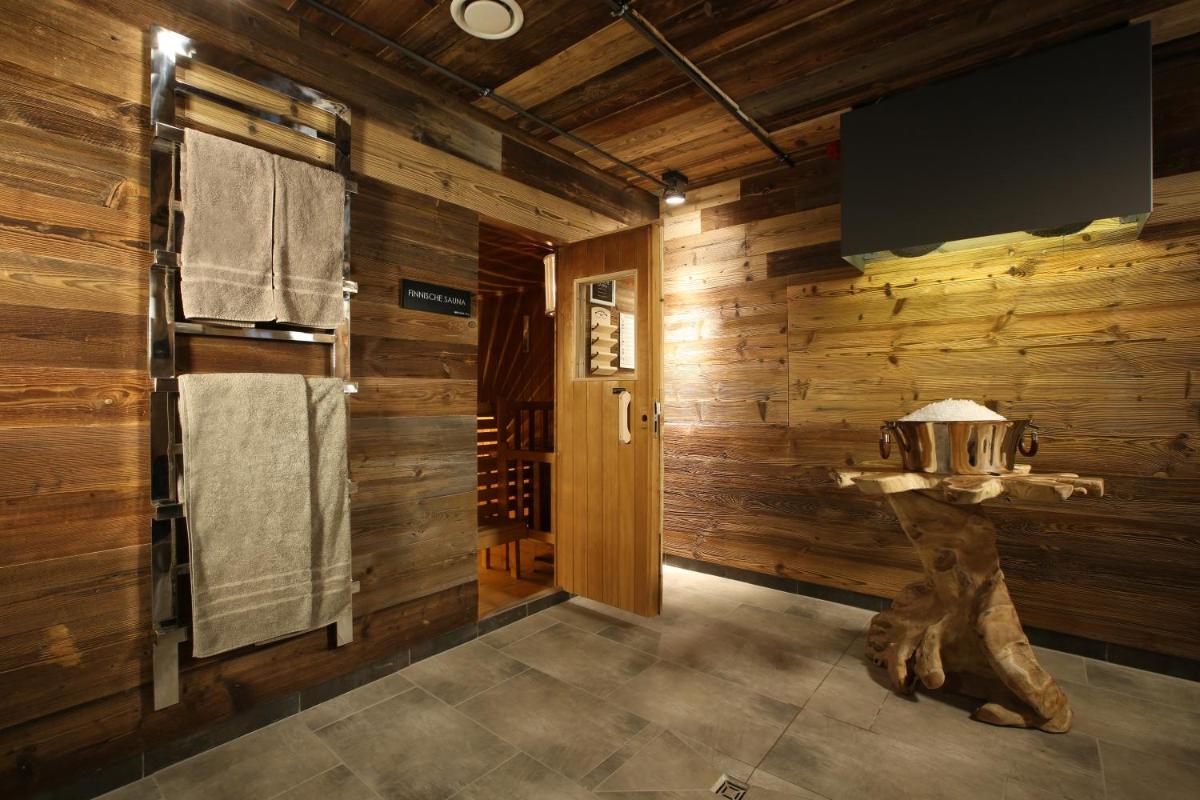 Nägler´s Fine Lounge Hotel - Housity