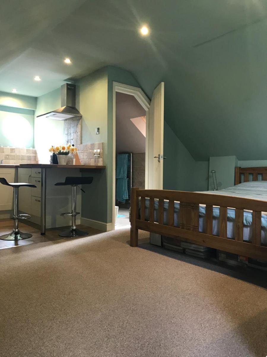 Somersall Park Studio - Housity