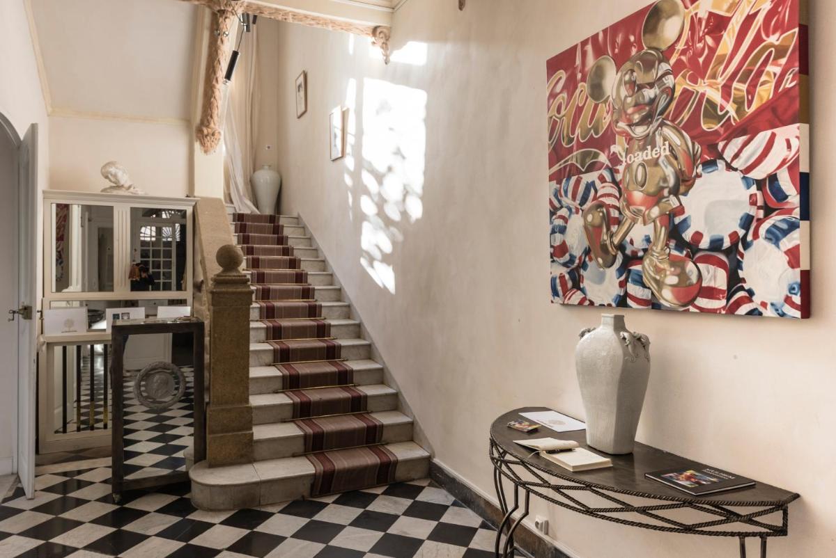 Cuisine ou kitchenette dans l'établissement Hôtel Particulier Le 28 - Spa & Art Luxury Design by Alain Ducasse