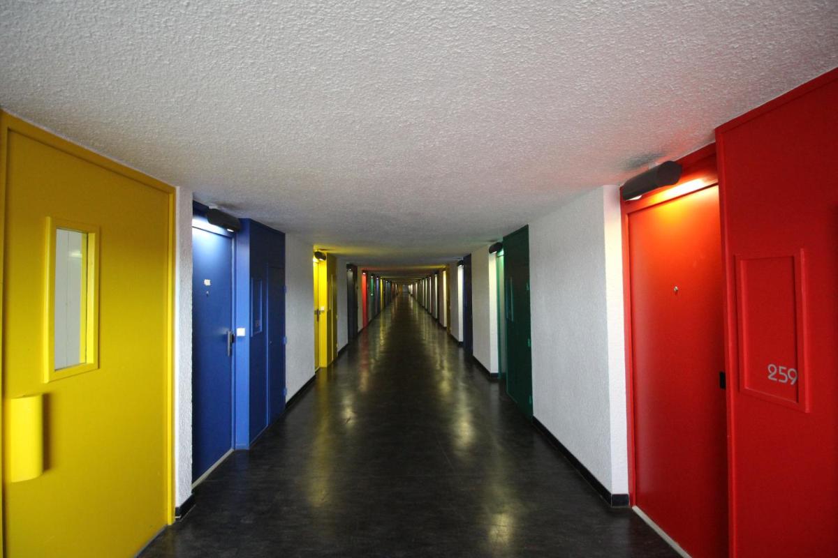 Homestay Le Corbusier 5 ieme Rue - Housity