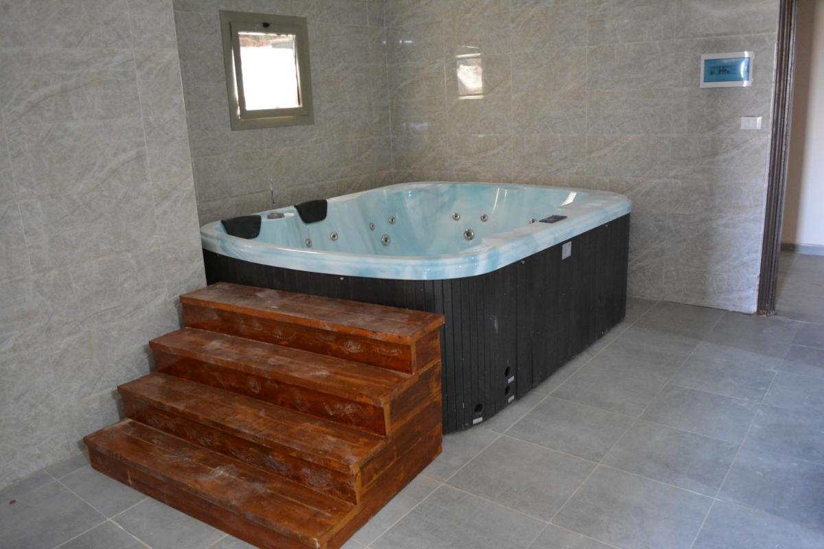 Aswan Plaza Hotel - Hizvo