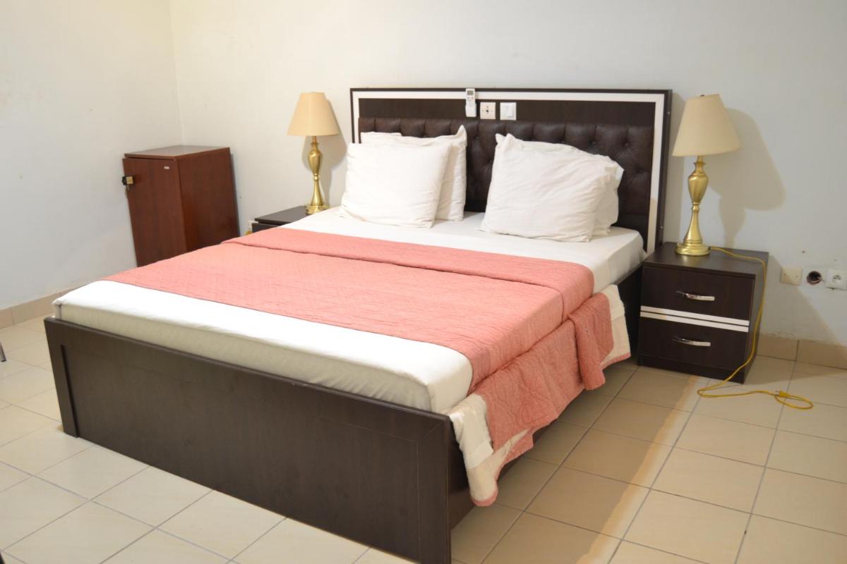 Massao Palace Hotel - Housity