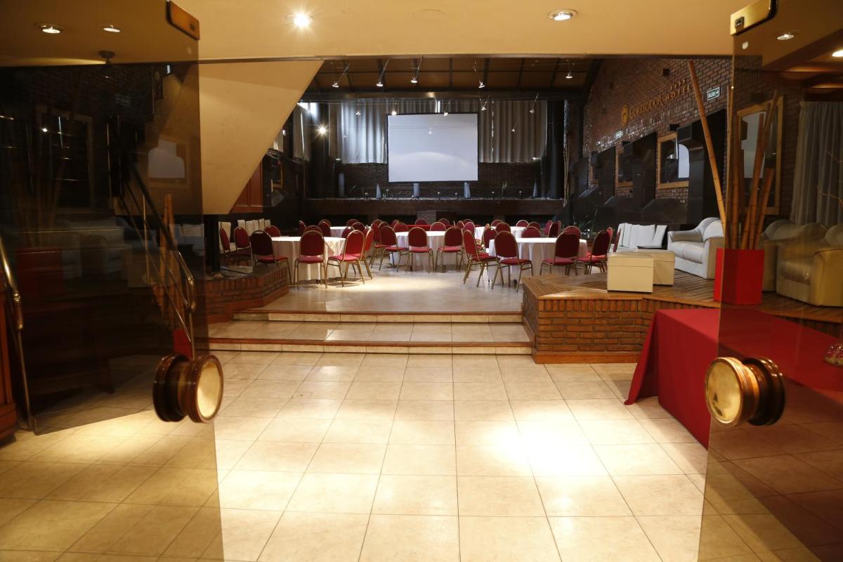 Hotel Corregidor - Housity